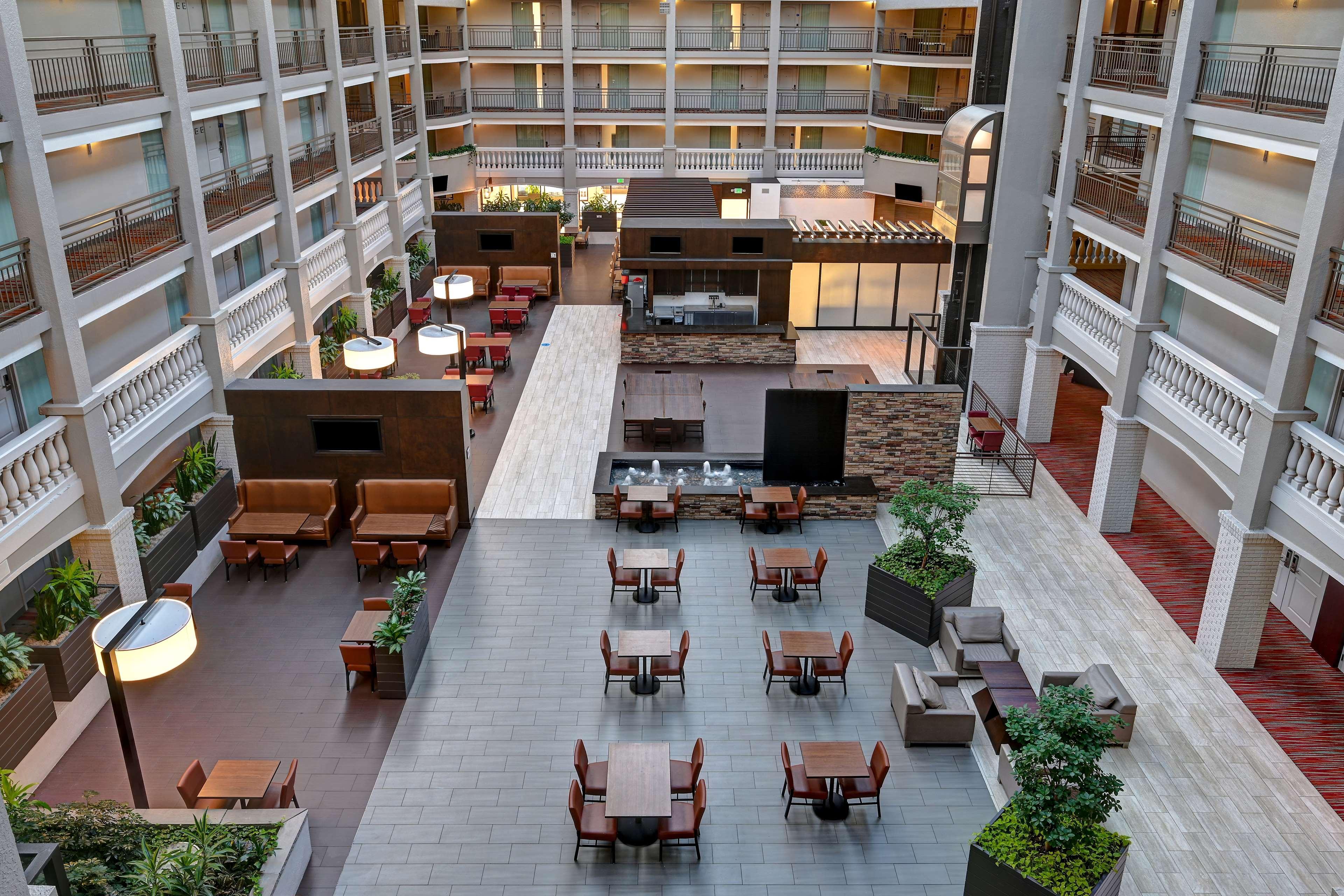 Embassy Suites By Hilton Colorado Springs Eksteriør bilde