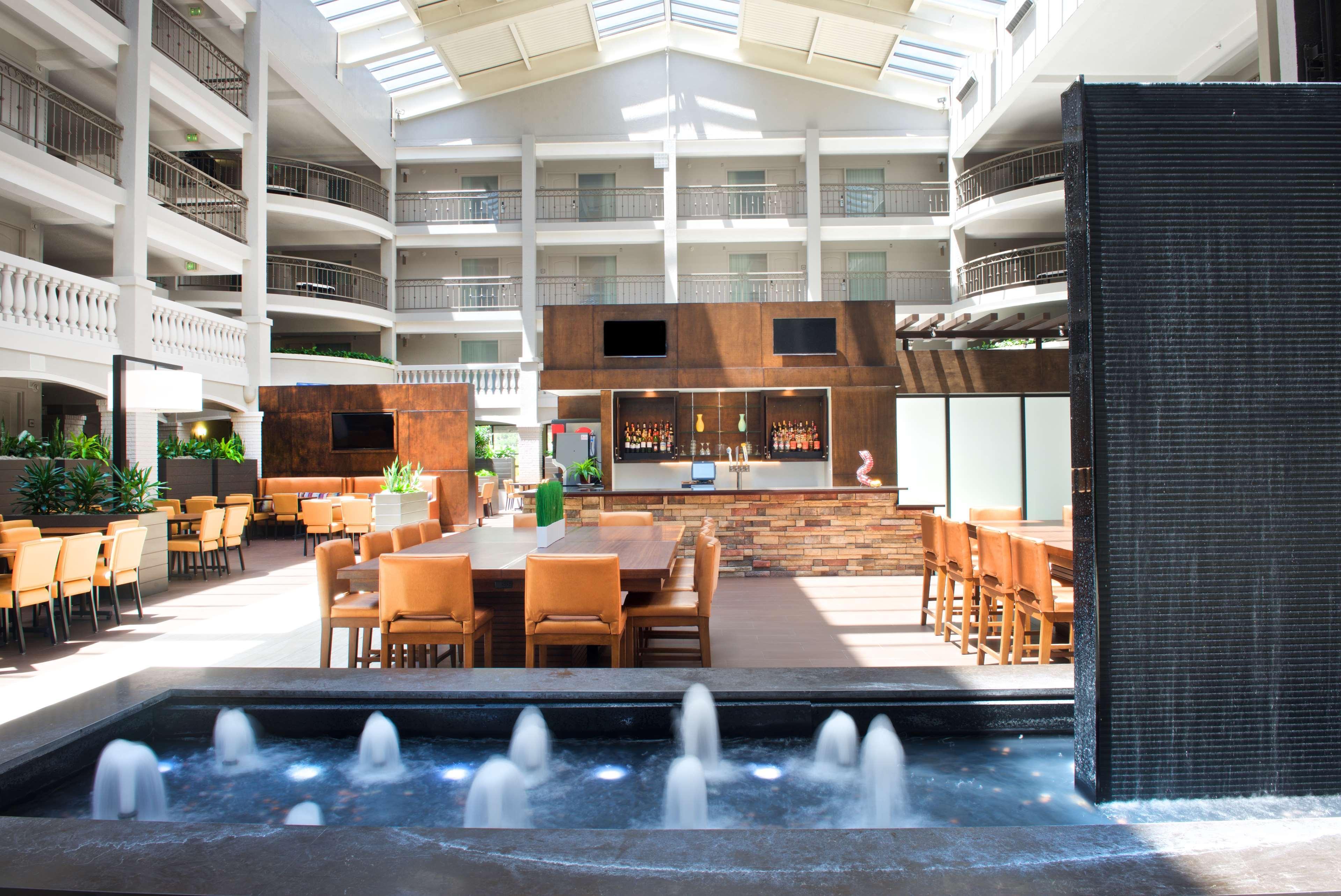 Embassy Suites By Hilton Colorado Springs Eksteriør bilde