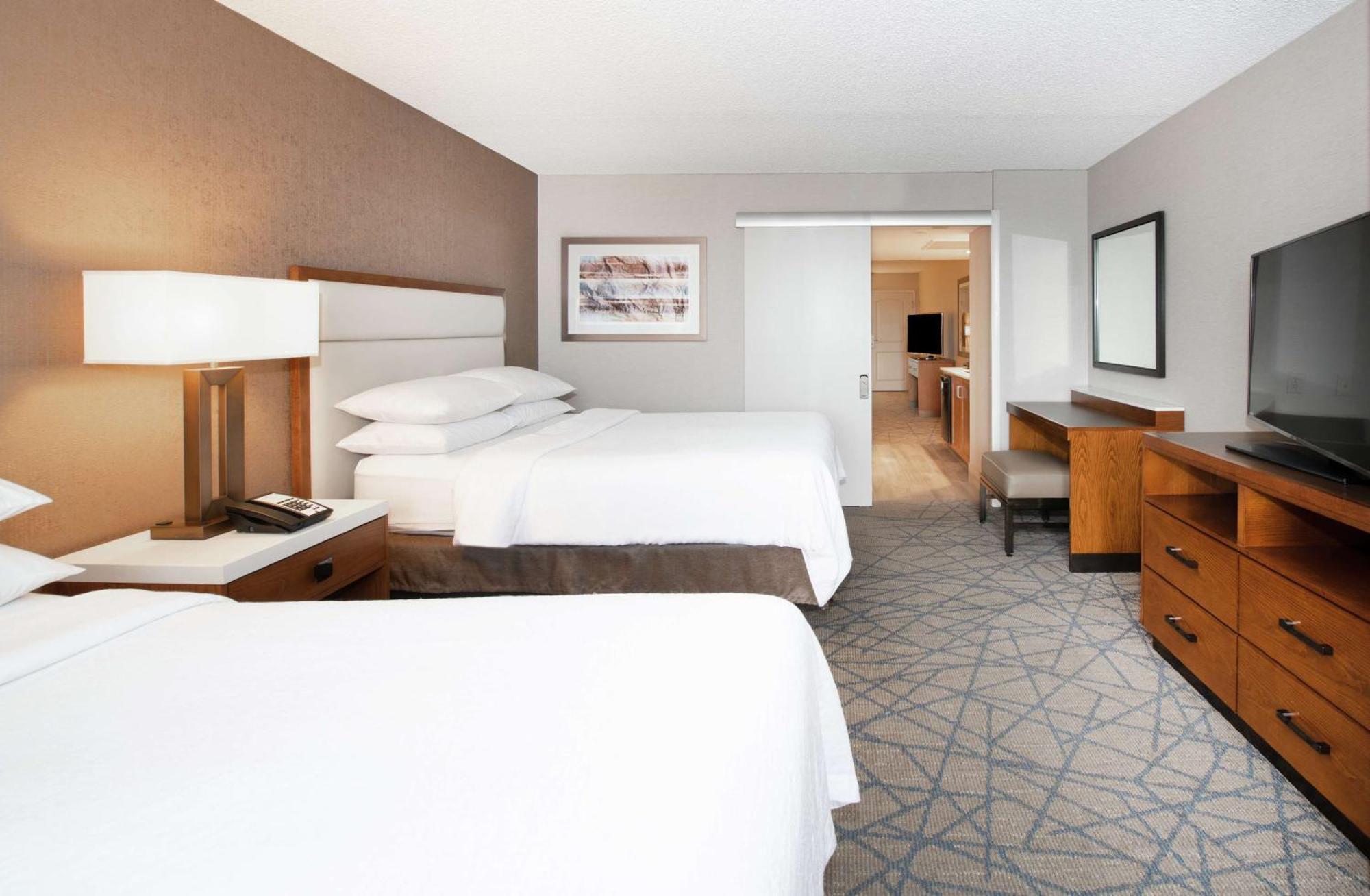 Embassy Suites By Hilton Colorado Springs Eksteriør bilde