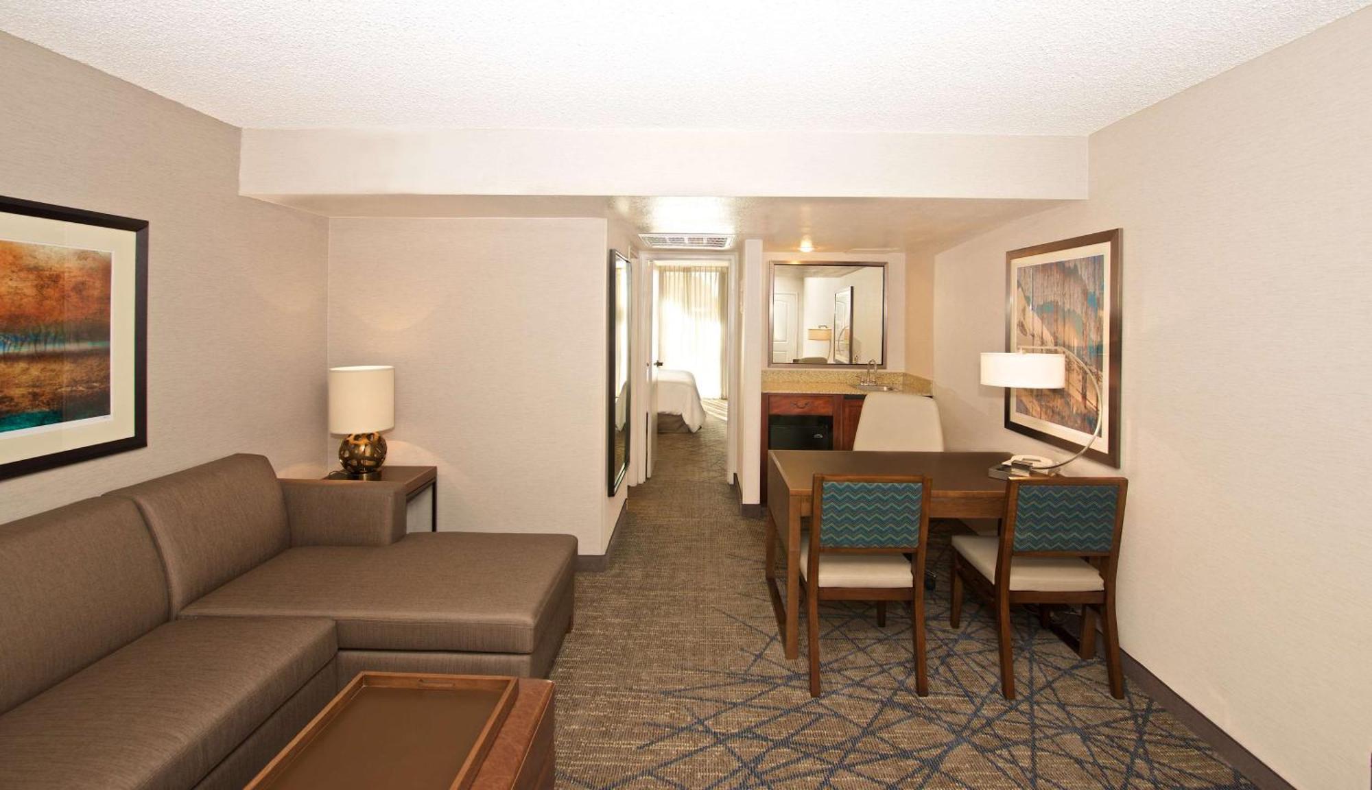 Embassy Suites By Hilton Colorado Springs Eksteriør bilde